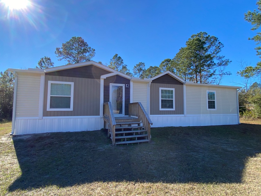 Manufactured home during an inspection in Middleburg, Clay County